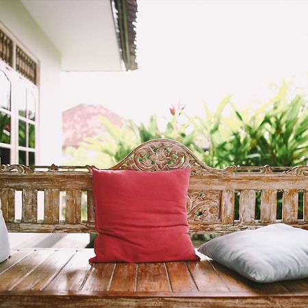 Hôtel Swan House Canggu Extérieur photo