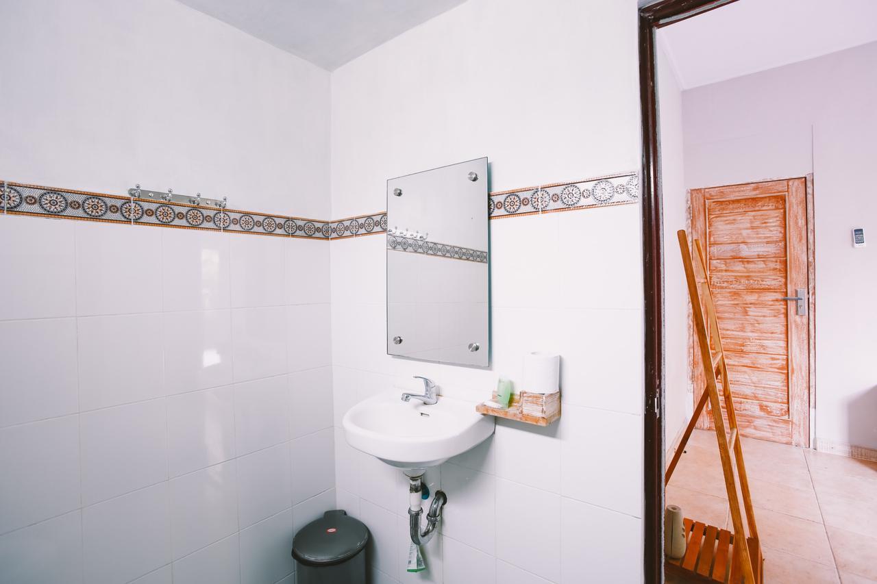 Hôtel Swan House Canggu Extérieur photo
